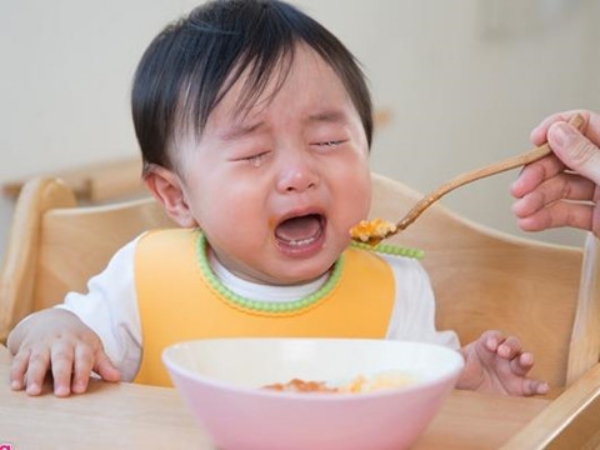 Khẩu phần ăn không hợp lý thường khiến trẻ biếng ăn
